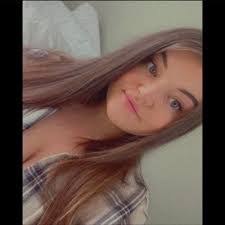 Heather Samson's Instagram, Twitter & Facebook