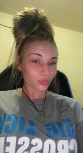 My ENGAGEMENT IS LOW CAN YALL SAY HEYYY ✨✨💛💛💛✨💛✨💛✨💛