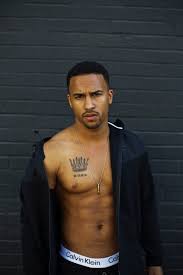 images?q=tbn:ANd9GcQ-v3zZ5zSGw_MswA0xT9KI0aufl874IBolNQ&usqp=CAU