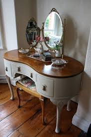 Restored Vintage 1940s Kidney Shaped Walnut Dressing Table Shabby Chic Furniture Furniture Vintage Dressing Tables