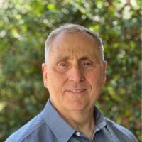 Scott Mackinder's Instagram, Twitter & Facebook