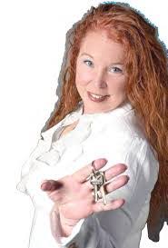 Isabel Horne's Instagram, Twitter & Facebook