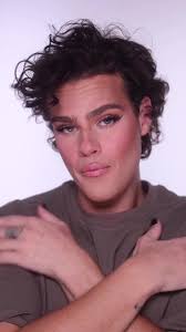 this song is addictive #makeup #makeuptransition