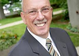 Obituary: Former city manager Glen Peace known for his 'take charge' style