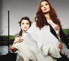 Pin By Michelle T On Beautiful People Tori Amos Pretty People Celebrities