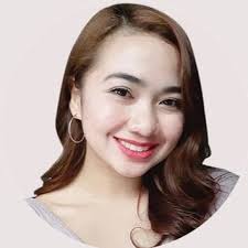 Today I graduated from the University of Washington with a degree in  Informatics! I am so grateful for the Informatics program and the community  it's provided me