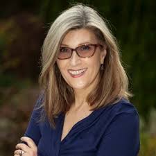 I turned in my badge today. In 2010 I was sworn in as a volunteer RCMP  Auxiliary Constable after six months of academic and physical training, and  I served my community with