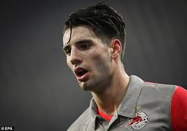 The website contains a statistic about the performance data of the player. Arsenal Miss Out On Star Midfielder Dominik Szoboszlai As 20 Year Old Signs For Rb Leipzig Aktuelle Boulevard Nachrichten Und Fotogalerien Zu Stars Sternchen