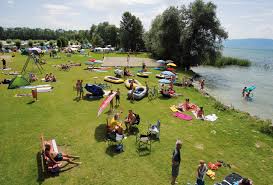 It has changed at a rate of 36.6% due to migration and at a rate of 6.8% due to births and deaths. Camping Communal Cudrefin Campingplatz Outdooractive Com