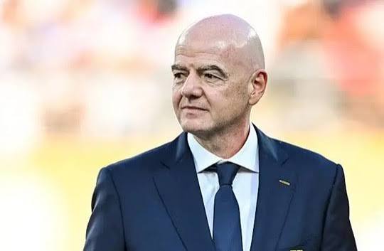 Cuộc chiến quyền lực thượng tầng: FIFA đanh thép bảo vệ Chủ tịch Gianni Infantino