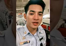 新加坡超紅男模Jason Chee脫衣受訪，健美體態超誘人| Video 影片| GagaTai 嘎嘎台