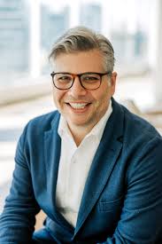 This week was a special one! Lettuce President and CEO R.J. Melman was  awarded the Richard Daley Police Medal of Honor