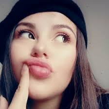 Daniela Garzón (michellgatzon52)