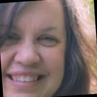 Stacey Hooper's Instagram, Twitter & Facebook