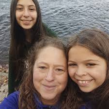 Looking for advice or resources for our hearing impaired puppy. We bought a  puppy about 6 weeks ago, and over the past couple of weeks we've really  noticed he doesn't respond to