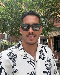 Diana Nickel's Instagram, Twitter & Facebook