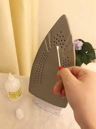 чем очистить подошву утюга от нагара в домашних условиях Kak Pochistit Utyug Vnutri I Snaruzhi 10 Domashnih Sposobov Mir Interesnogo House Cleaning Tips Household Cleaners Household Gadgets