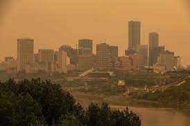 Localized air quality index and forecast for edmonton, alberta, canada. Stay Inside Albertans Hunker Down As Smoke From Wildfires Blankets Province The Star