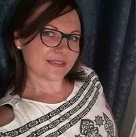 9 profili “Daniela Cretu”