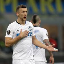Staford napao suprugu poznatog pevača i… Perisic Pojacava Sampiona Nemacke Alo Rs