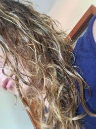 * mescolare il succo di 2 limoni in 1 tazza di acqua. Benefici Della Birra E Del Limone Sui Capelli Supermamma