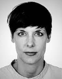 Johanna Dill's Instagram, Twitter & Facebook