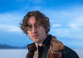 Dean Lewis