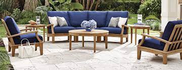 Rapae outdoor acacia wood club chairs with cushions (set 2), teak and cream. Gloster Ventura Collection Premium Teak Furniture Authenteak
