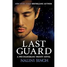 Ocean Light: Book 2 (The Psy-Changeling Trinity Series) : Singh, Nalini:  Amazon.in: Books