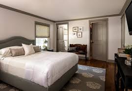 I like a high baseboard, 8 to 10 inches, depending on the ceiling height, says doug davis of tracery interiors. Painting Baseboards And Trim Which Color Is Right For Your Home Jalapeno Paint Werx