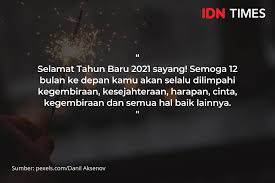 Menjadi seorang jomblo memang menyakitkan karena akan mendapatkan bully dari orang terdekat. 10 Kata Kata Ucapan Selamat Tahun Baru Untuk Pacar So Sweet