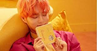Wanna one lee daehwi innisfree ~ sticker. Showbiz Wanna One Fans Upset After Daehwi Shown Holding Cigar Box