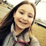 Nicole Lewey's Instagram, Twitter & Facebook