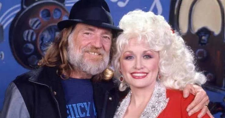 Dolly Parton and Willie Nelson's Amazing First Duet with “Everything's Beautiful (In Its Own Way)”