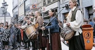 Barbara ann „barby kelly była czołową gwiazdą formacji the kelly family. Kelly Family Po Rokoch Koncertuju