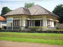Model Rumah Belanda 6 Arsitektur Kolonial Rumah Bersejarah Arsitektur