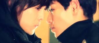 Cảnh phim secret garden này thực chất cũng là một phiên bản parody của các thành viên nhóm big bang thực hiện năm xưa. Secret Garden Parody Gifs Wifflegif