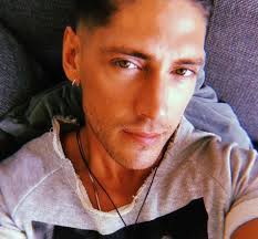 Ângelo rodrigues is a 33 year old portuguese actor. Os Desafios Que Enfrenta Angelo Rodrigues Nesta Nova Fase De Recuperacao Holofote
