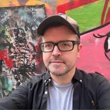 Andrew Machin's Instagram, Twitter & Facebook