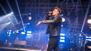 Last resort is a film by paweł pawlikowski, released in 2000 and starring dina korzun, artyom strelnikov and paddy considine. Papa Roach Teams Up With Tiktok Star Jeris Johnson For New Version Of Last Resort 103 1 Jack Fm