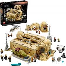 The catalogue has since been taken down, however, if you have the lego 3d catalogue app, you can still access the catalogue by selecting the japanese calendar in the dropdown menu. The 12 Best Star Wars Lego Sets For 2021 Spy