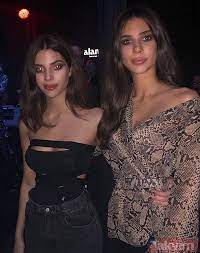 İstanbul'da büyüyen genç isim, eğitimini de yine burada aldı. Defne Samyeli Nin Kizlari Deren Ve Derin Talu Estetik Harikasi Mi Iste Estetiksiz Halleri Galeri Takvim