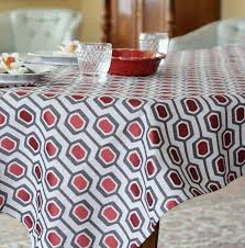 Be Bold With Lj Home Fashions Jump Table Wear Geometric Link Design Available In 68 X106 Rectangular Shape Machine Washable Polyes Small Houses House