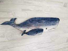 Reclaimed wood artwork will be very suitable for the interior decoration of your office, home or apartment. Decor Dart De Mur De Baleine De Bois Baleine En Bois Decor Etsy In 2021 Whale Wall Art Wooden Whale Whale Wall Decor