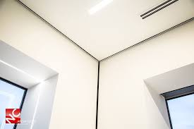 Jlr Melksham Week 42 Finished The Lower Ceiling Height Of Only 3 5m In The Showroom Provides A Much More Comfortab Low Ceiling Light Fittings Ceiling Height