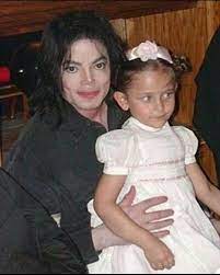 However, in 2003, michael jackson was again charged with child sexual abuse charges, though he was acquitted in 2005. Pin By Evelin Lopes On Michael Jackson Michael Jackson Daughter Paris Jackson Michael Jackson Daughter Paris