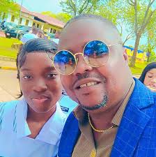 My pekin Daniel Vah, in my Senator Nuquay's voice, you will cry taya. Now,  you're angry again because your name was removed from the Senator's tuition  assistance scheme at Margibi University (MU).