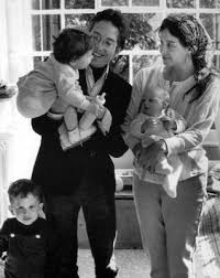 In 1959 he entered the university of minnesota and began performing as bob dylan at clubs in minneapolis and st. Bob Dylan As Family Man 30 Photos