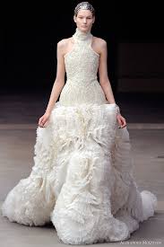 Alexander Mcqueen Fall Winter 2011 Collection Wedding Inspirasi Alexander Mcqueen Wedding Dresses Fashion Couture Gowns