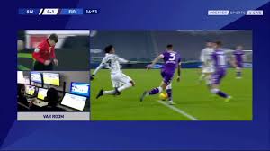 A színész és párja augusztusban ünnepelték házasságuk negyedik évfordulóját. Sulyos Vereseget Szenvedett Hazai Palyan A Juventus Video